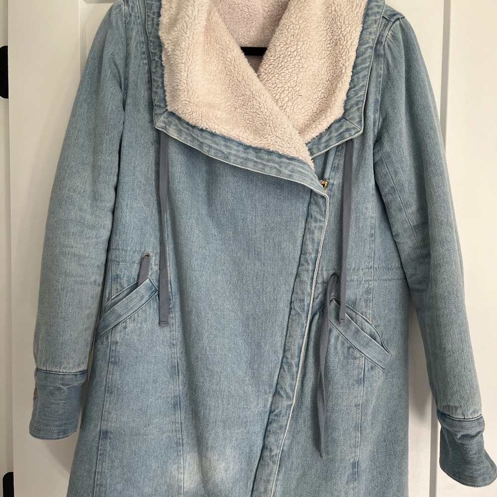 VENUS Blue Jean Jacket with Cream Lining and Asymmetrical Design